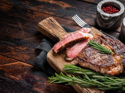 Was sollte man zu einem Rindersteak trinken?